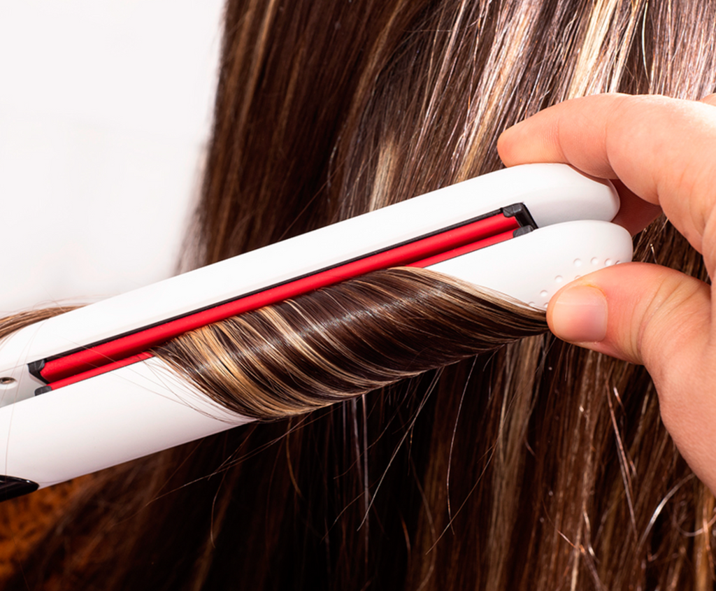 Plancha RHONDA® Professional Hair Straightener 230° + Cepillo CRICKET Static Free Styling 220 GRATIS